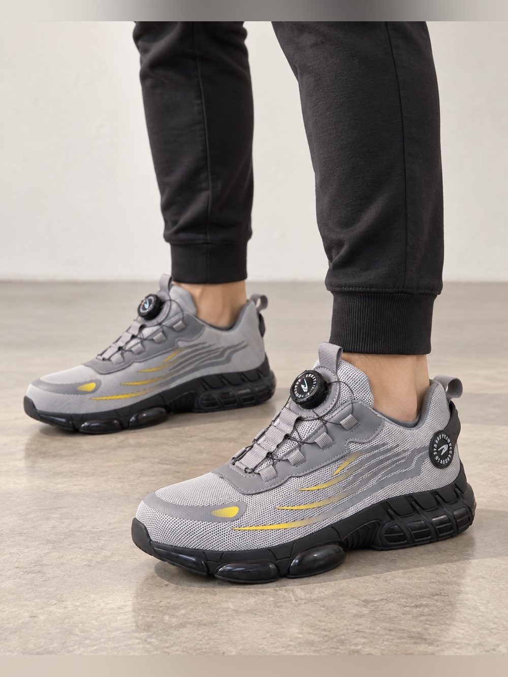 Men’s Steel Toe Safety Work Sneakers Gray Yellow US 9.5 EU 43 NWOT